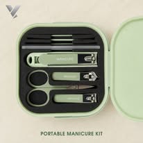PORTABLE MANICURE KIT